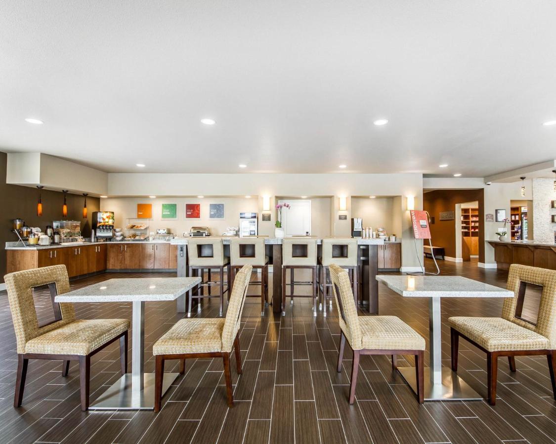 Comfort Suites Woodland - Sacramento Airport Экстерьер фото